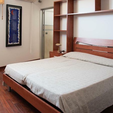Abaca Rooms Lecce Bagian luar foto