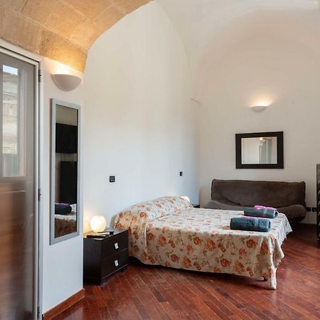 Abaca Rooms Lecce Bagian luar foto