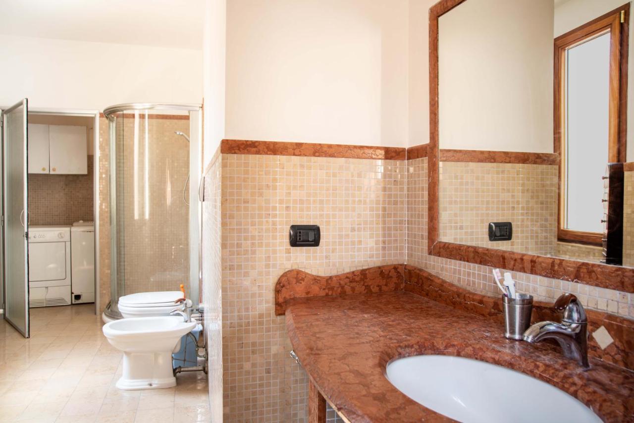 Abaca Rooms Lecce Bagian luar foto