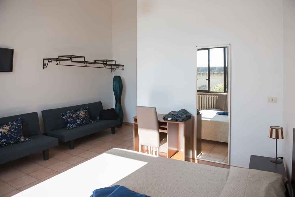 Abaca Rooms Lecce Bagian luar foto