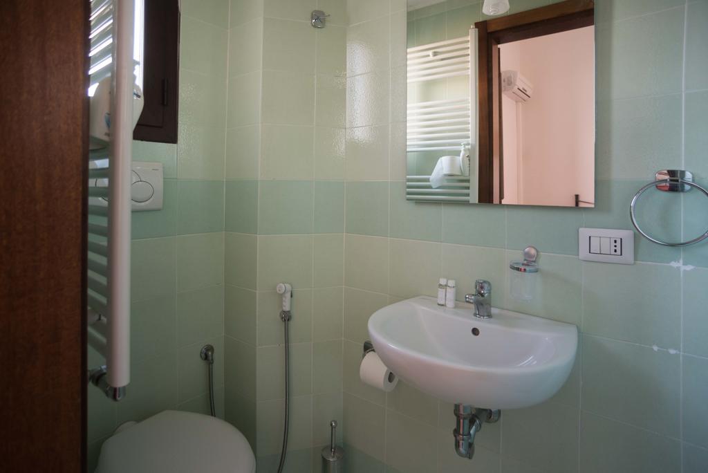 Abaca Rooms Lecce Bagian luar foto